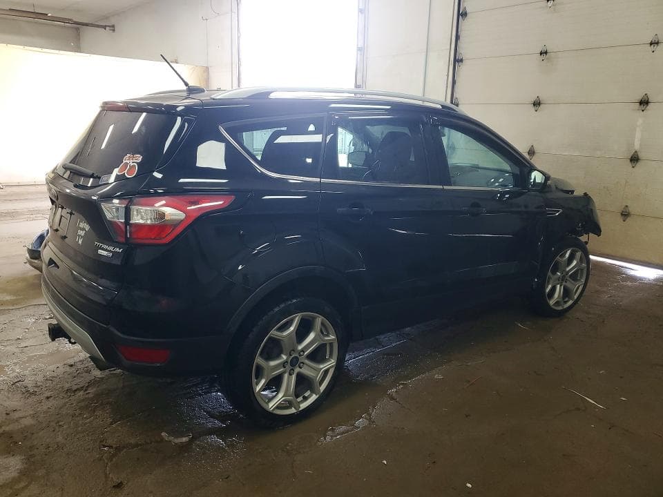 2017 FORD ESCAPE TITANIUM 3