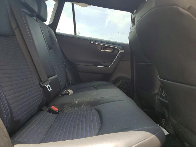 2024 TOYOTA RAV4 XSE 11