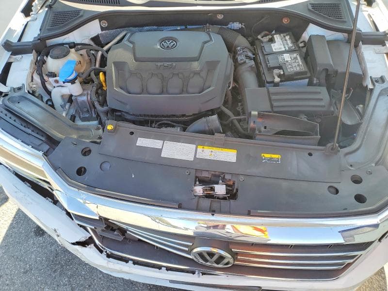 2021 VOLKSWAGEN PASSAT SE 11
