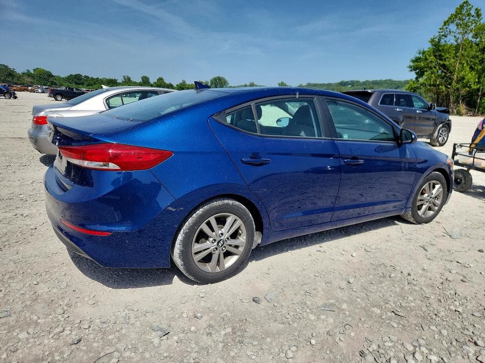 2017 HYUNDAI ELANTRA SE 3
