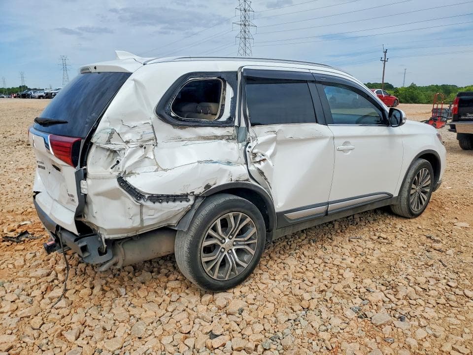 2017 MITSUBISHI OUTLANDER SE 3