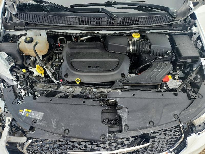 2023 CHRYSLER PACIFICA TOURING L 12