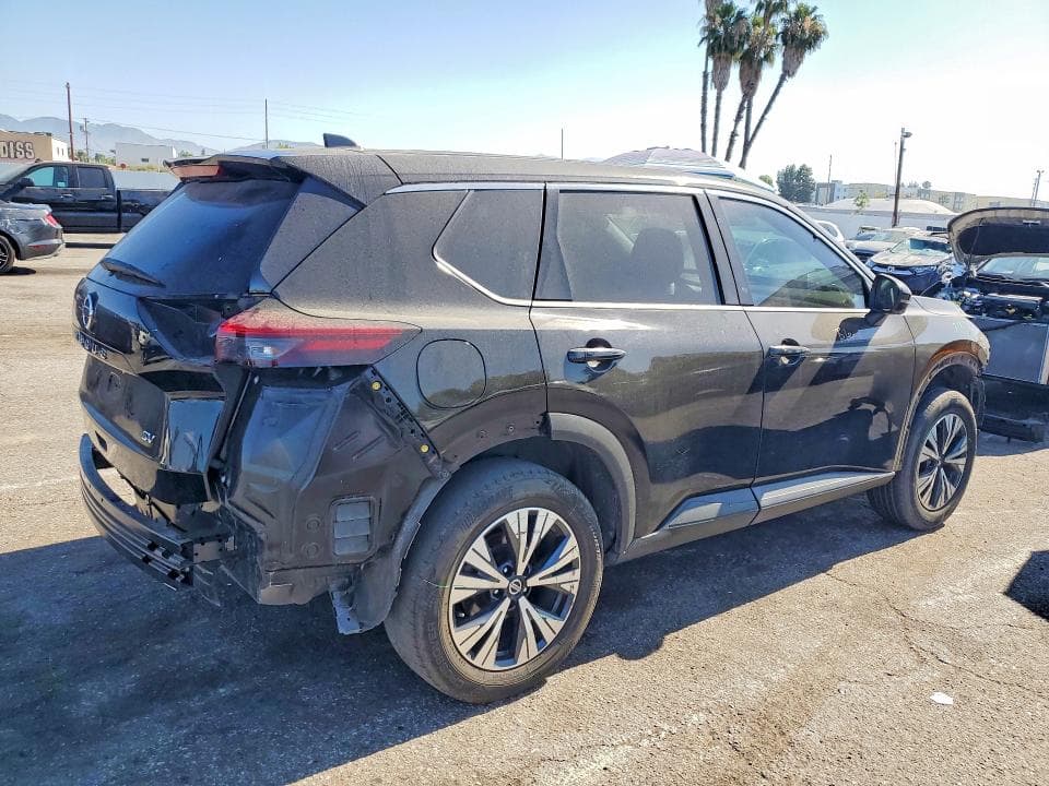 2021 NISSAN ROGUE SV 3