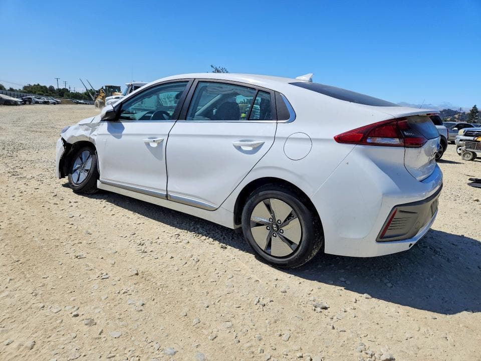 2022 HYUNDAI IONIQ SE 2