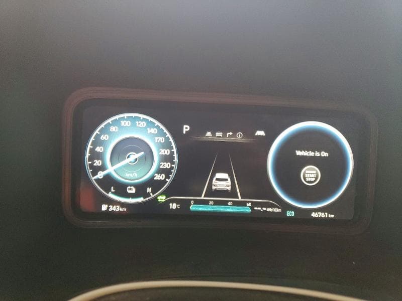 2023 HYUNDAI KONA SE 9