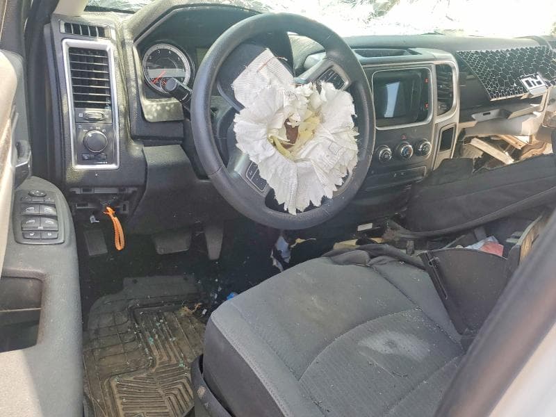 2021 RAM 1500 CLASSIC SLT 8