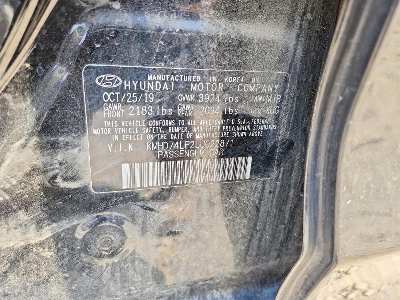 2020 HYUNDAI ELANTRA SE 12