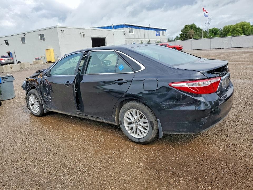 2017 TOYOTA CAMRY LE 2