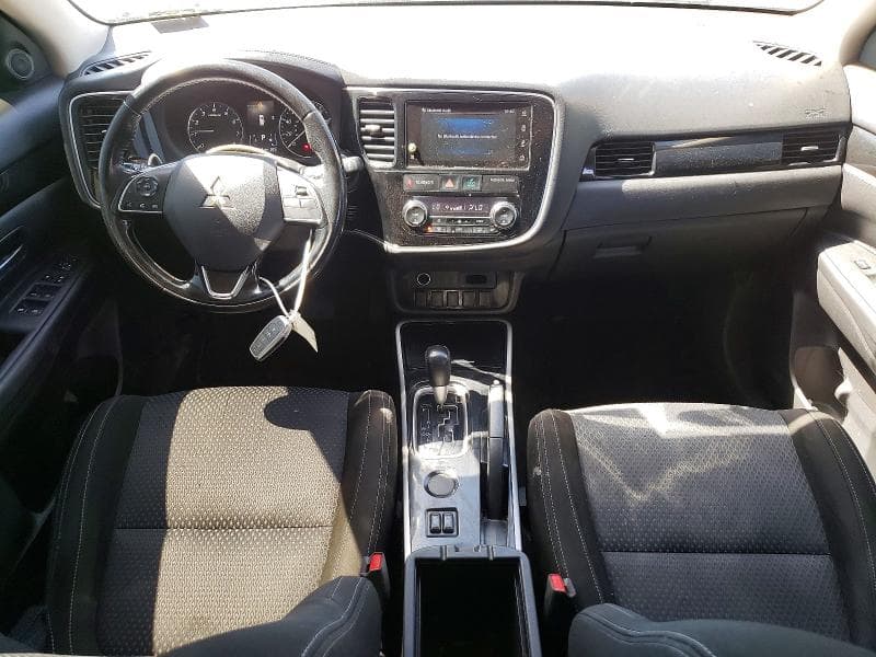 2017 MITSUBISHI OUTLANDER SE 8