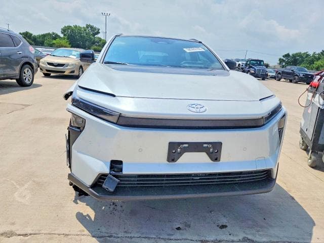 2026 TOYOTA BZ XLE PLUS 5