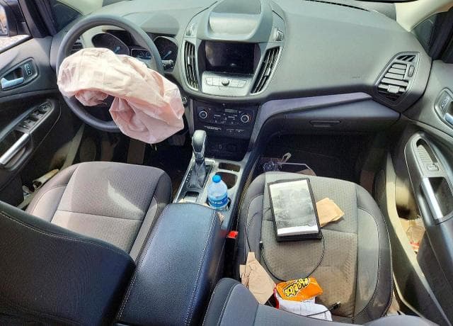 2019 FORD ESCAPE SE 8