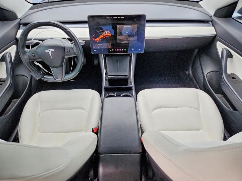 2018 TESLA MODEL 3 8