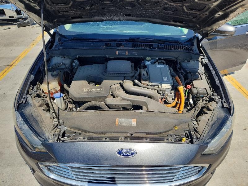 2019 FORD FUSION SE 11