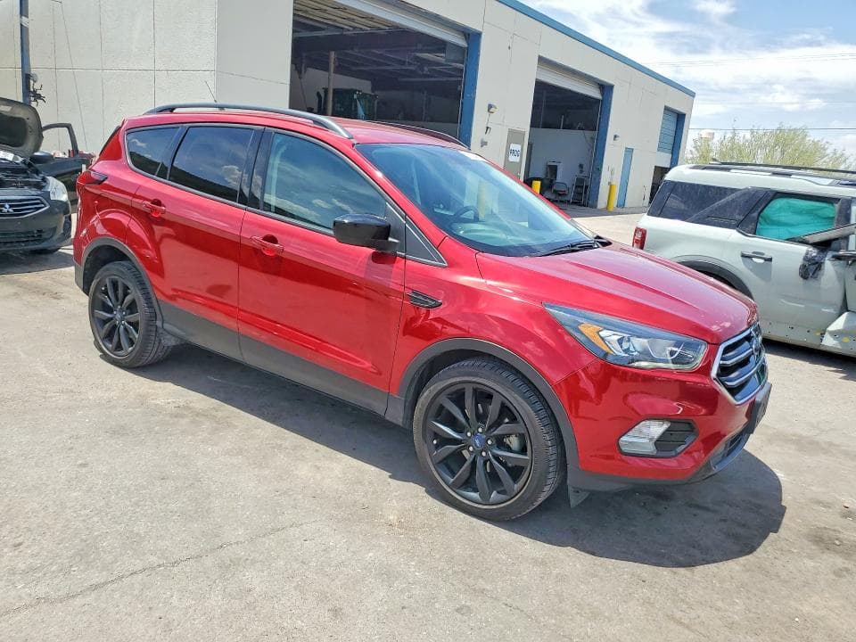 2019 FORD ESCAPE SE 4