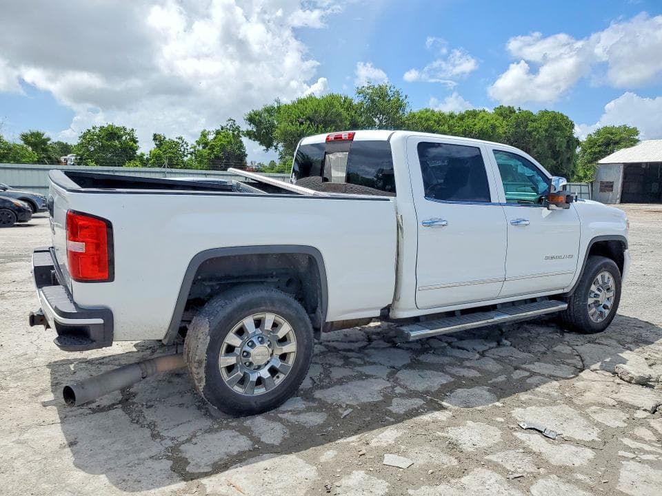 2019 GMC SIERRA K2500 DENALI 3