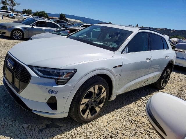 2021 AUDI E-TRON PREMIUM - 1