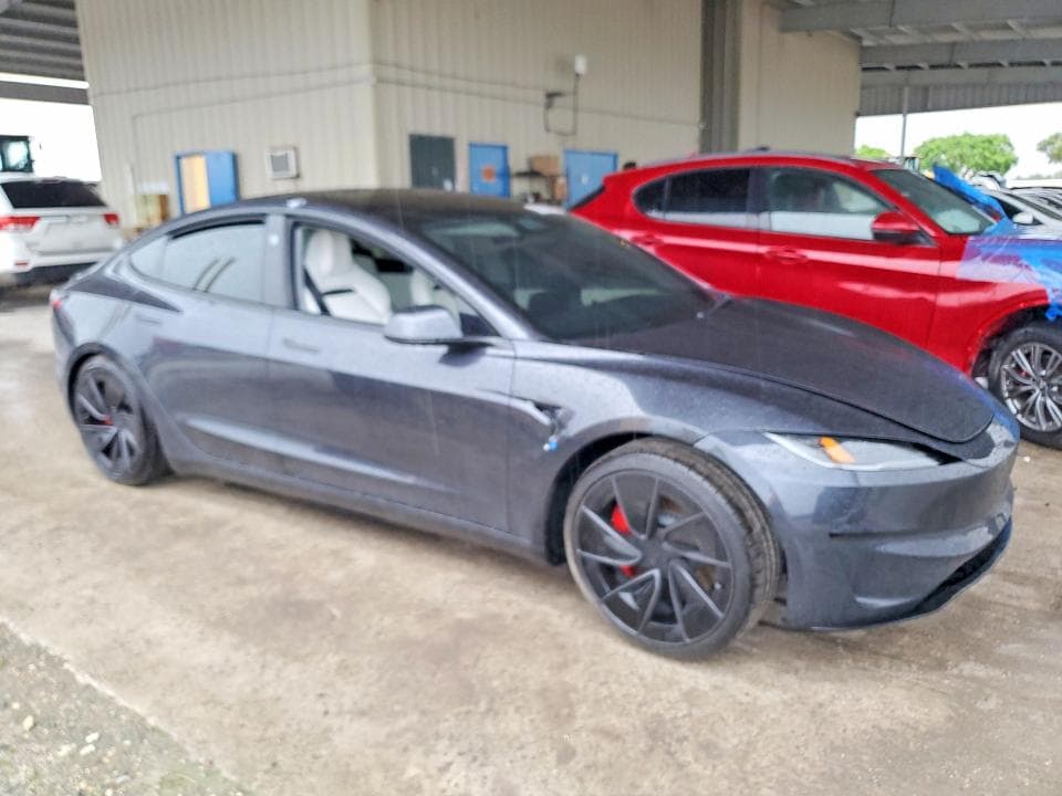 2026 TESLA MODEL 3 4