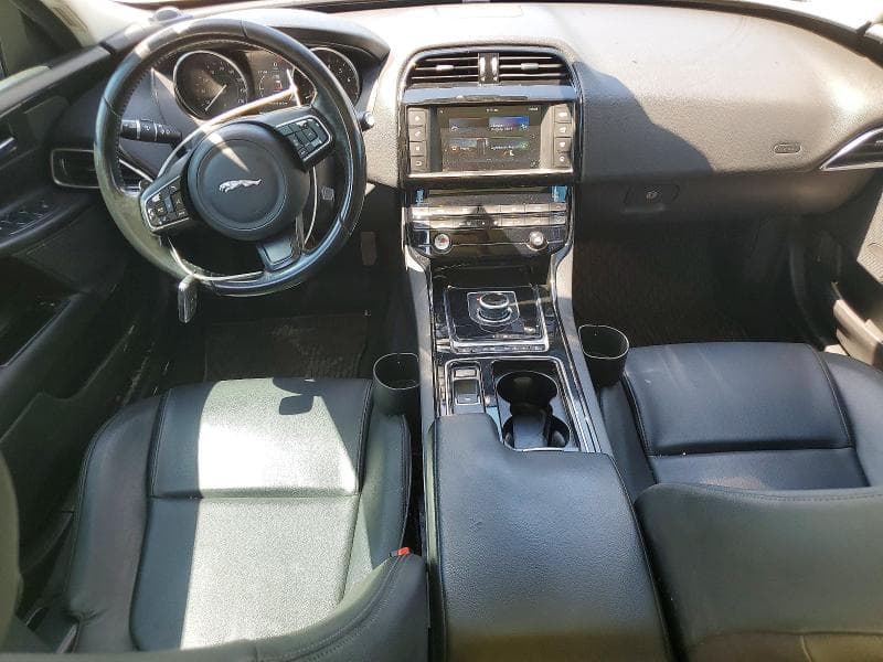 2018 JAGUAR XE 8