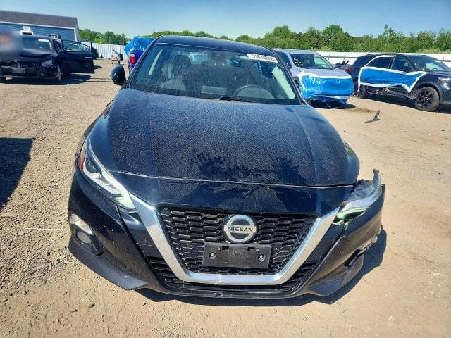 2019 NISSAN ALTIMA SV 5