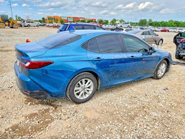 2025 TOYOTA CAMRY LE 3