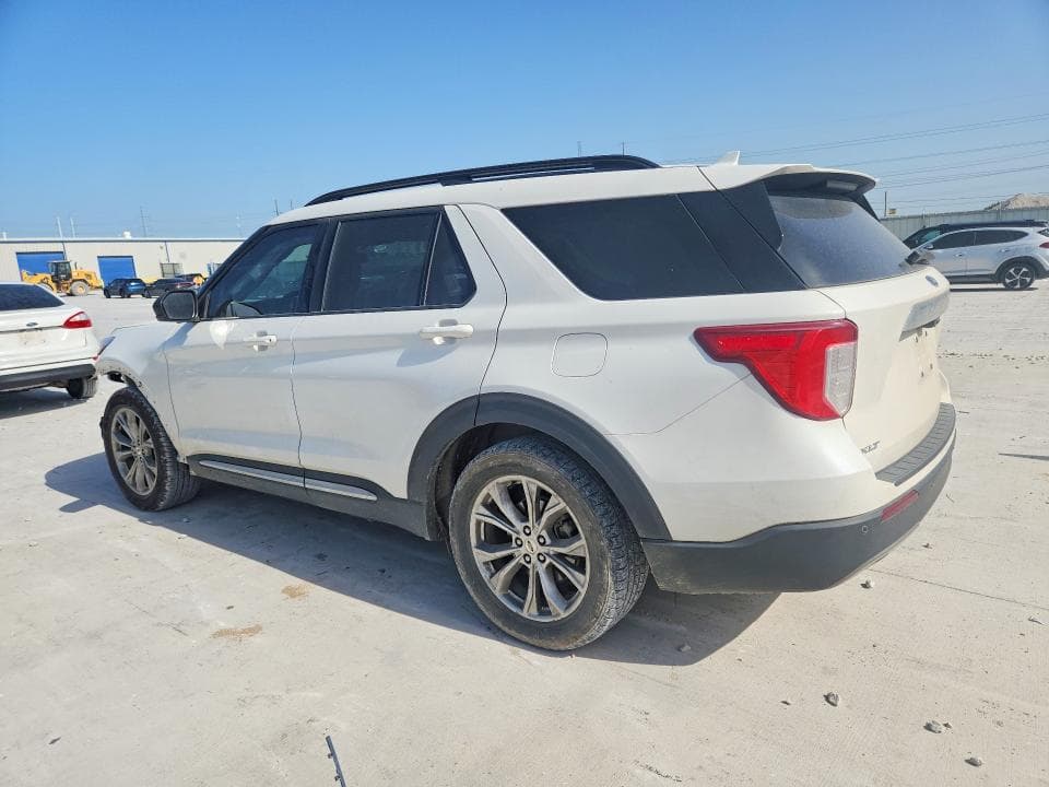 2020 FORD EXPLORER XLT 2