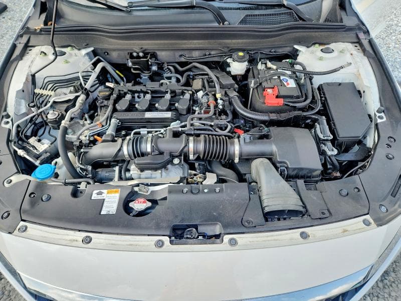 2018 HONDA ACCORD LX 11