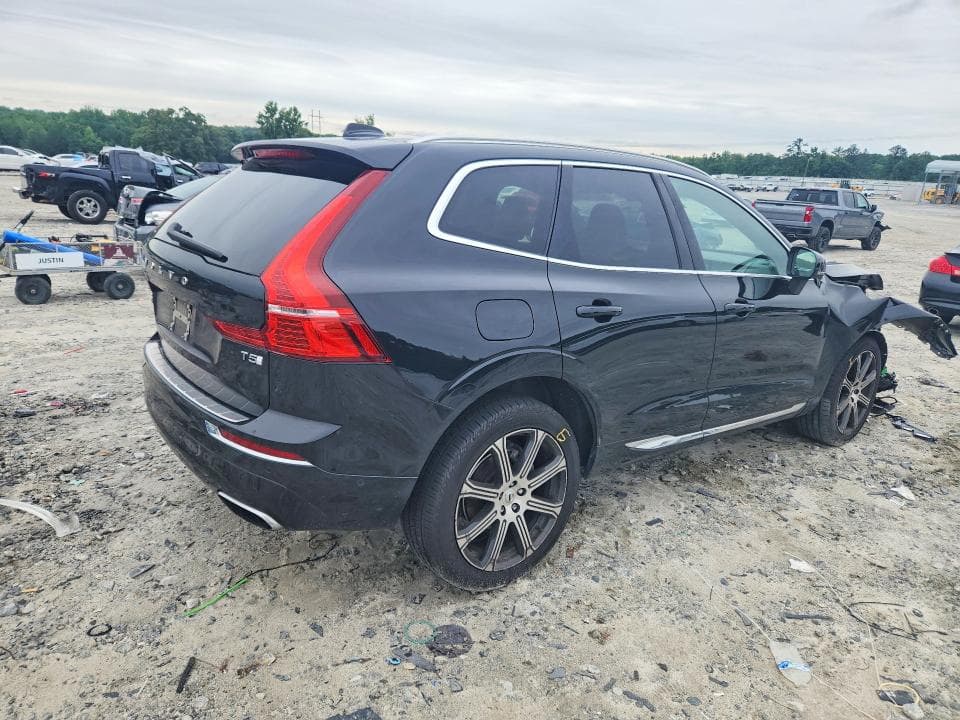 2021 VOLVO XC60 T5 INSCRIPTION 3