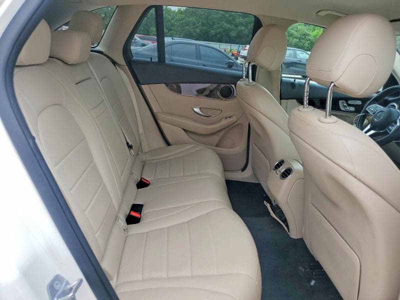 2020 MERCEDES-BENZ GLC 300 11
