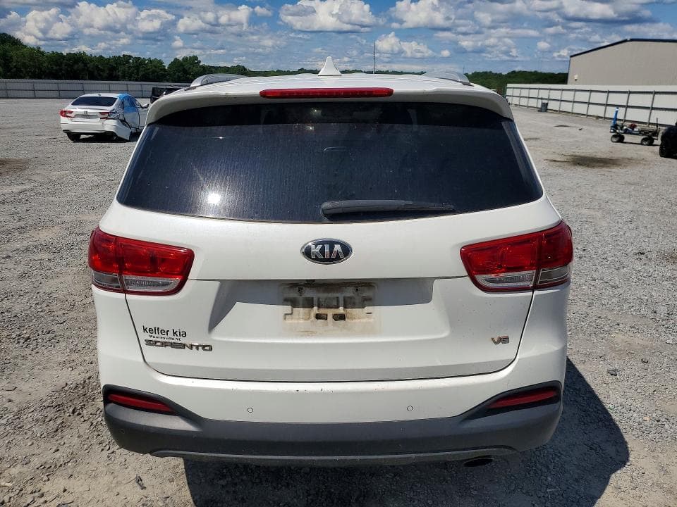 2018 KIA SORENTO LX V6 6