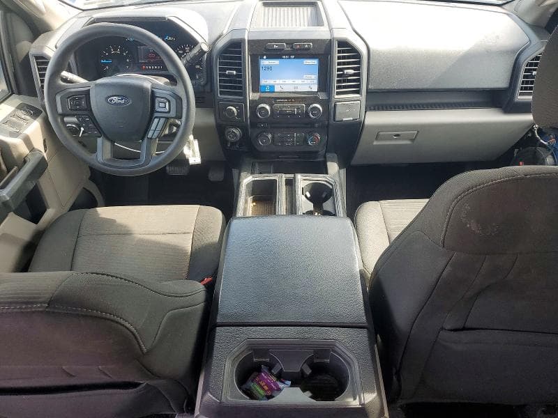 2017 FORD F150 SUPERCREW 8