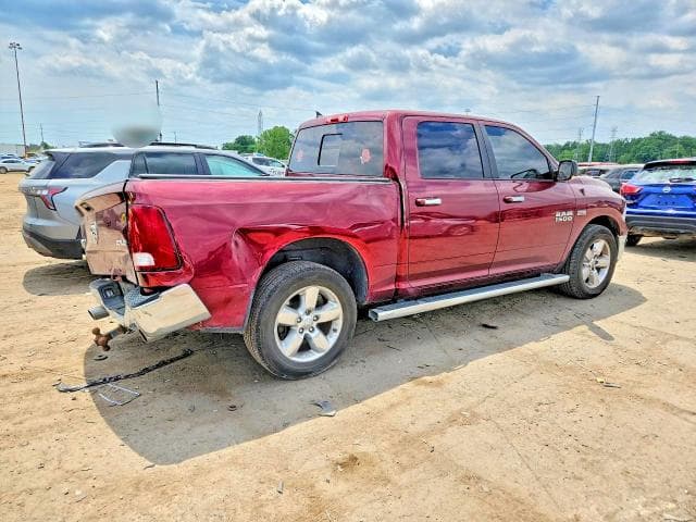 2017 RAM 1500 SLT 3
