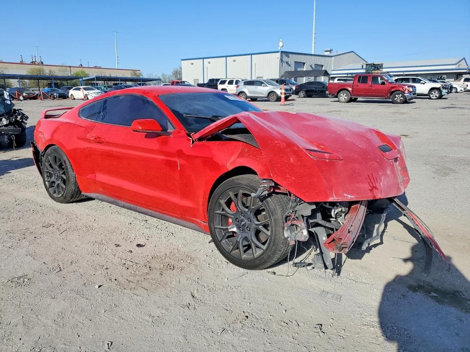 2019 FORD MUSTANG 4