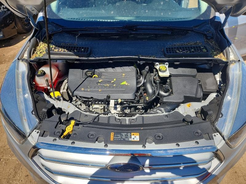 2017 FORD ESCAPE SE 11