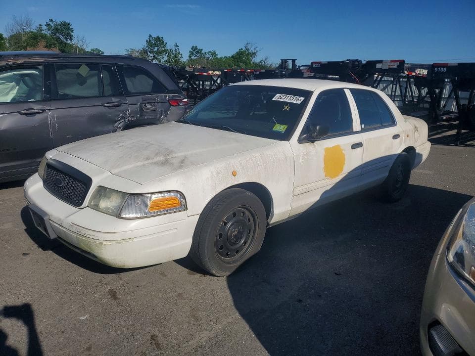 2010 FORD CROWN VIC - 1