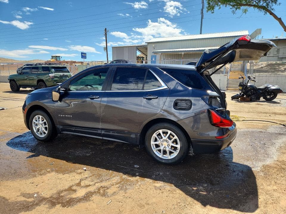 2022 CHEVROLET EQUINOX LT 2