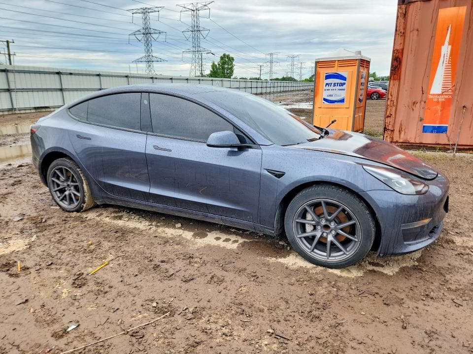 2023 TESLA MODEL 3 4
