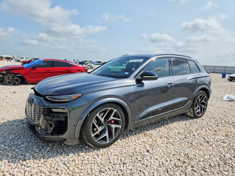 2025 AUDI SQ6 E-TRON PRESTIGE - 1