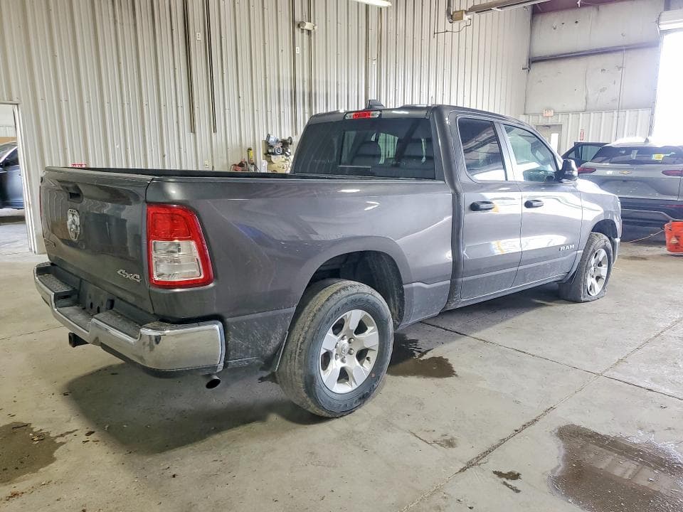 2023 RAM 1500 BIG HORN 3