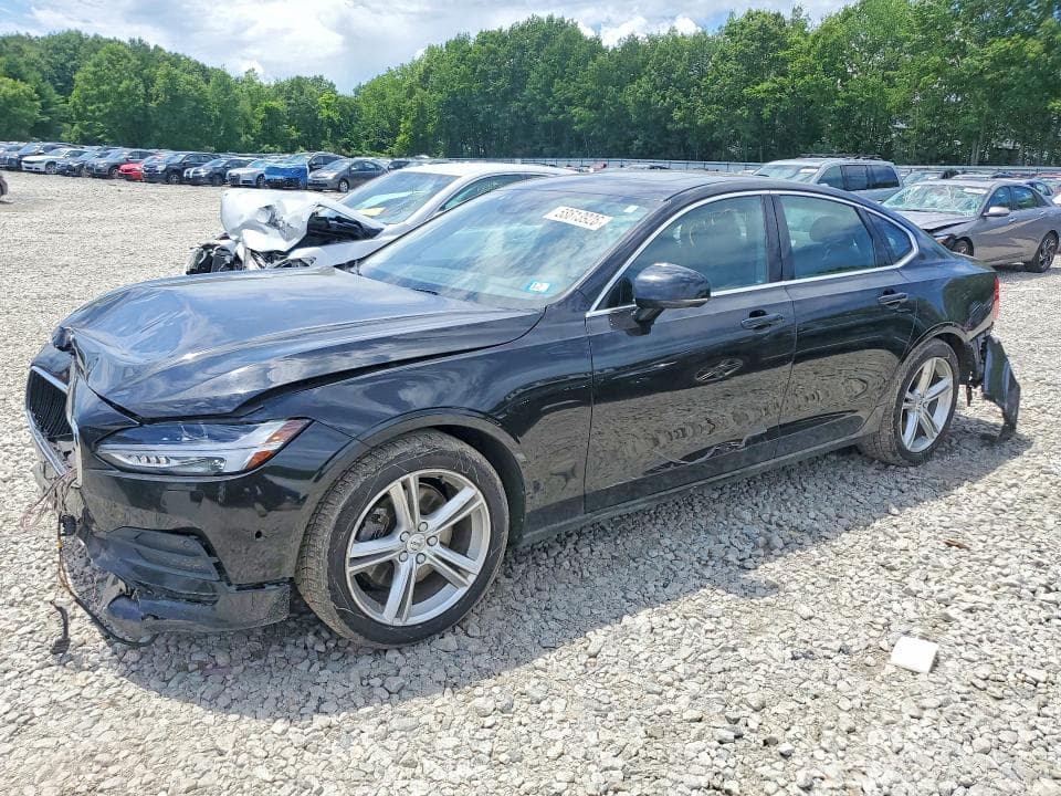 2017 VOLVO S90 T5 MOMENTUM