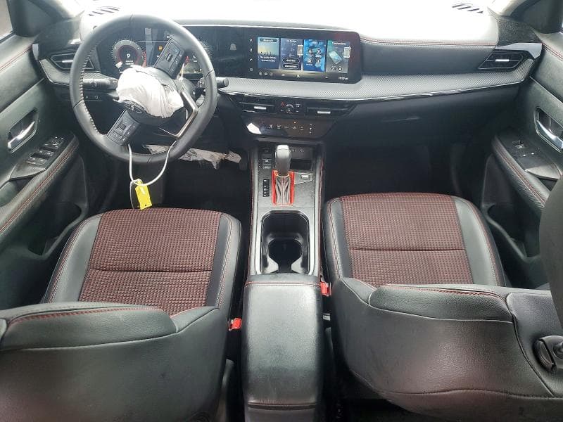 2026 NISSAN KICKS SR 8