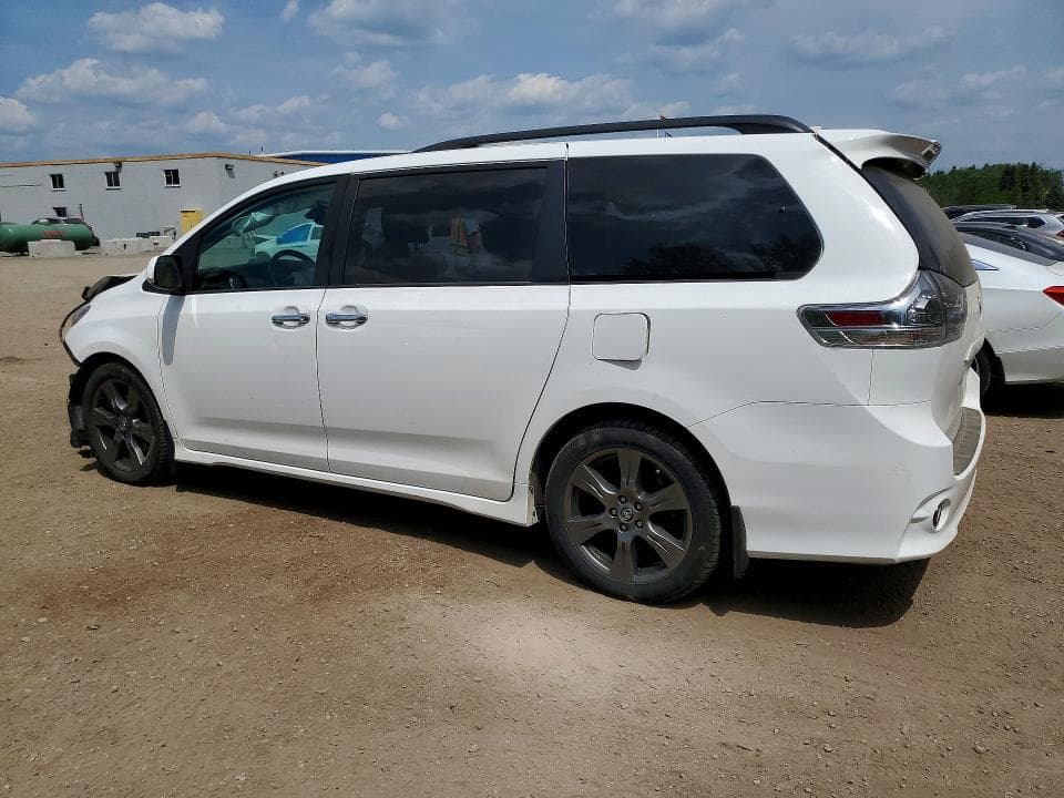 2020 TOYOTA SIENNA SE 8-PASSENGER 2