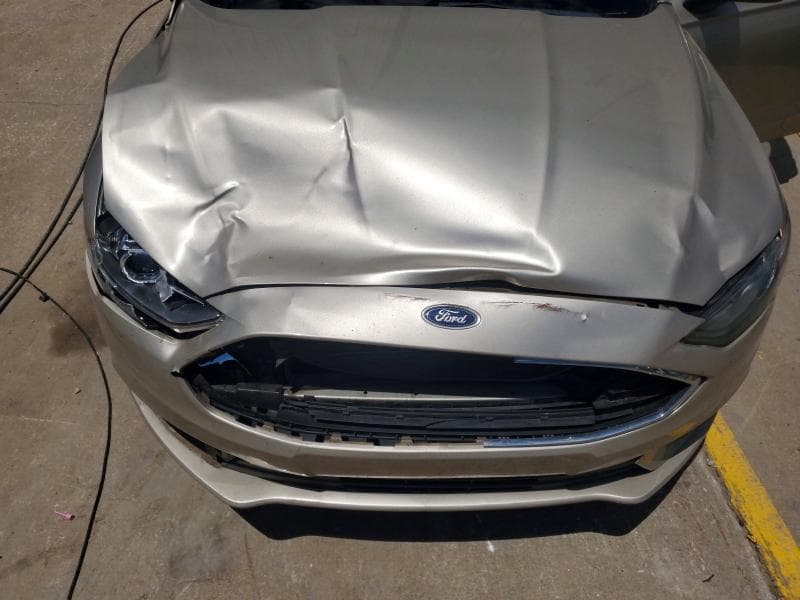 2017 FORD FUSION SE 11
