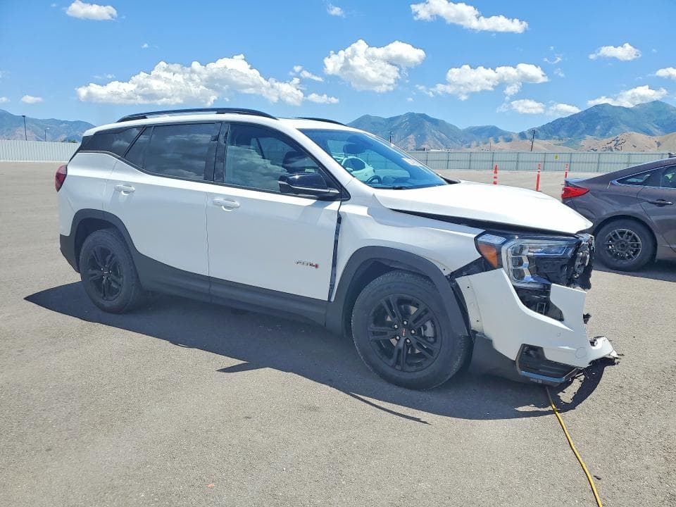 2024 GMC TERRAIN AT4 4