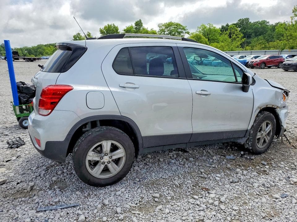2022 CHEVROLET TRAX 1LT 3