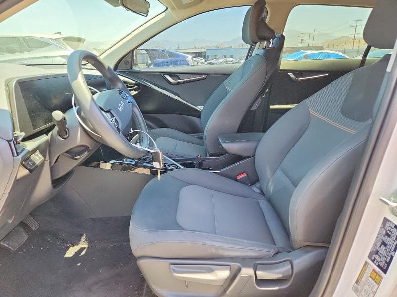 2025 KIA NIRO LX 7