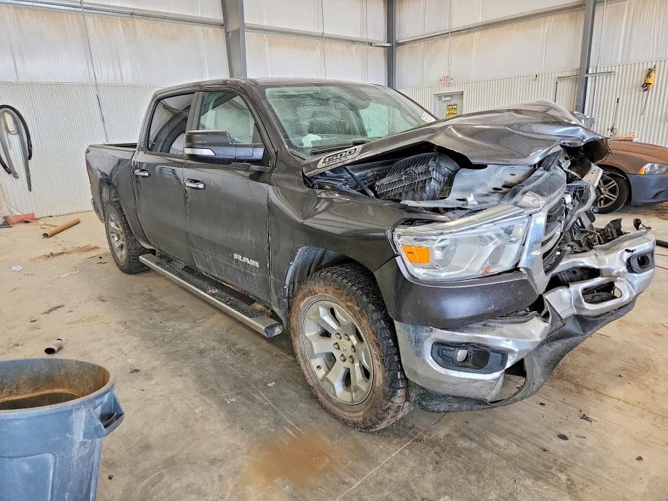 2019 RAM 1500 BIG HORN 4