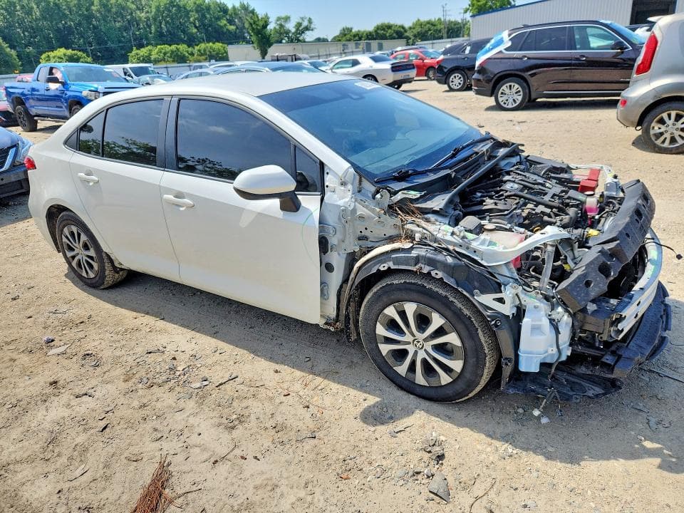 2020 TOYOTA COROLLA LE 4