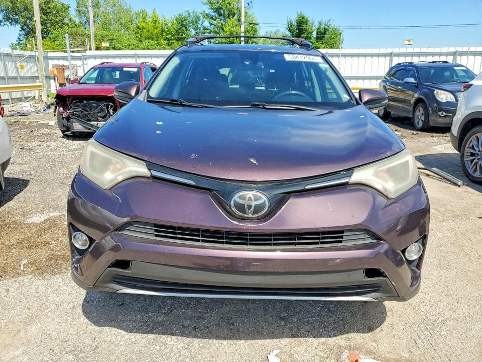 2018 TOYOTA RAV4 XLE 5