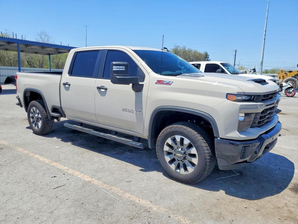2026 CHEVROLET SILVERADO K2500 CUSTOM 4