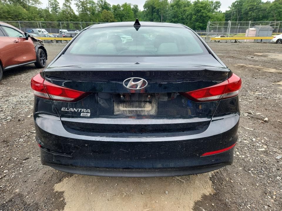 2017 HYUNDAI ELANTRA SE 6